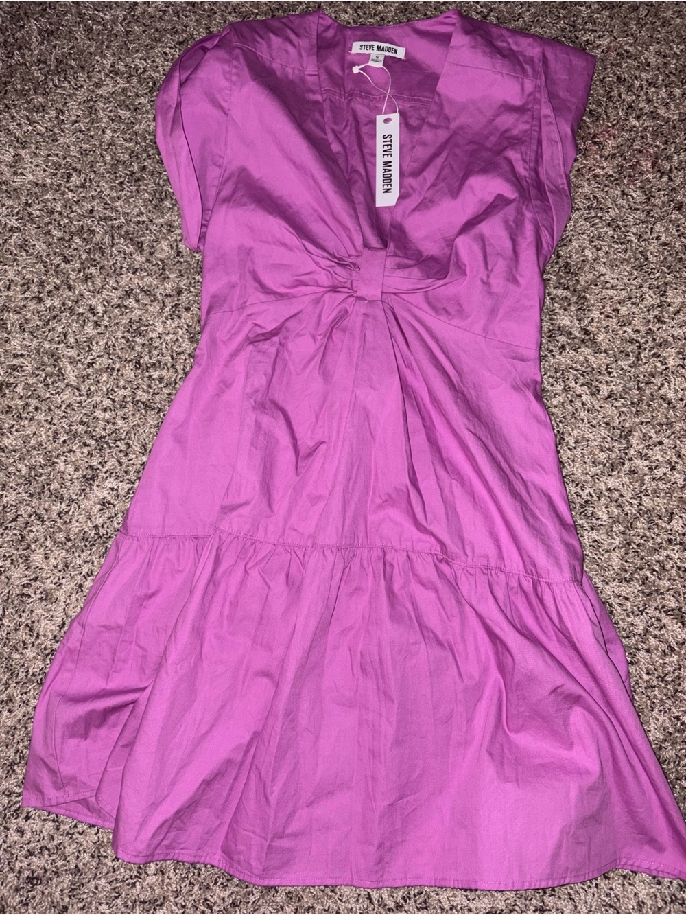 Steve Madden women’s Bright Magenta Knot-Front Casual Dress